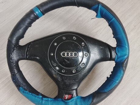 Audi sükanı