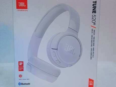 Qulaqlıq JBL Tune 520BT 