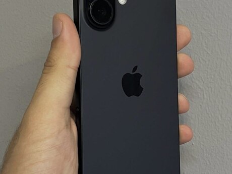 Apple iPhone 16 Black 128GB/8GB