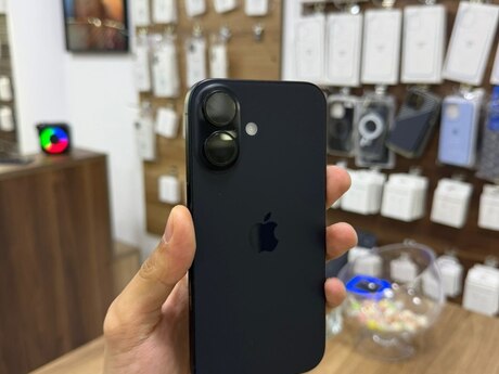 Apple iPhone 16 Black 128GB/8GB