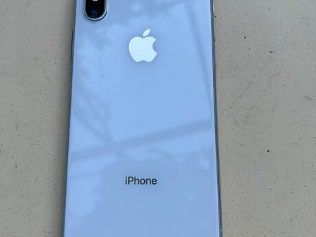 Apple iPhone SE Silver 64GB