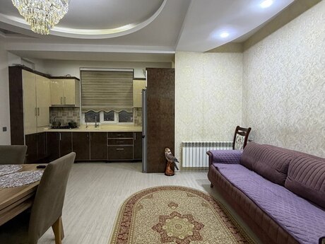 Yeni Bakı kompleksində 3 otaqlı yeni tikili mənzil satılır, 70 m², 120 000 AZN, şəkil 2 / 12