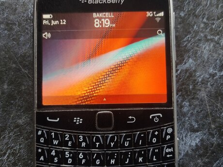 Blackberry Bold Touch 9900 Black 8GB