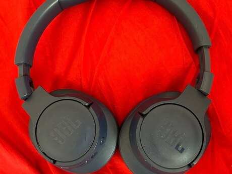 Qulaqlıq JBL 720bt