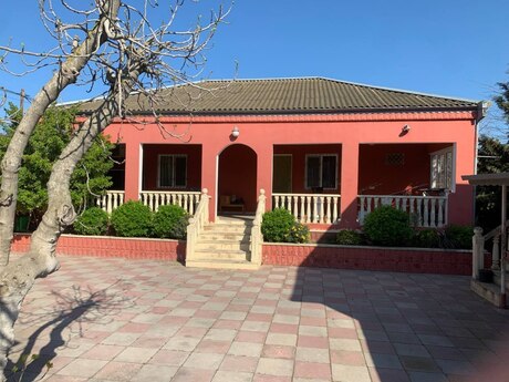 4 rooms · 130 m² · floor 1/1, Bilgəh