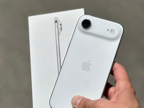 Apple iPhone Air Cloud White 256GB/8GB