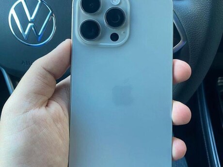 Apple iPhone 15 Pro Max Natural Titanium 256GB/8GB