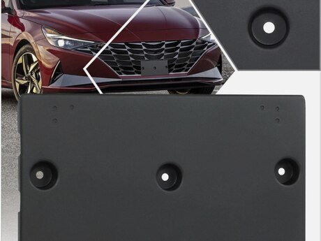 Hyundai Elantra 2022 nömrə altlığı