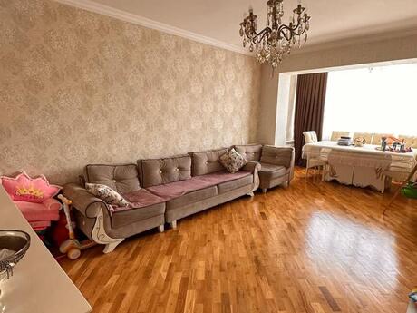 3-otaqlı mənzil, Qara Qarayev m., 81 m²