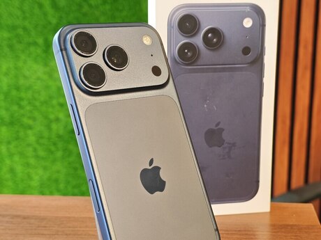 Apple iPhone 17 Pro Deep Blue 256GB/12GB