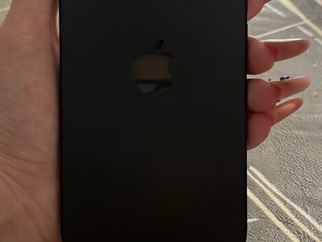 Apple iPhone 16 Pro Black Titanium 128GB/8GB