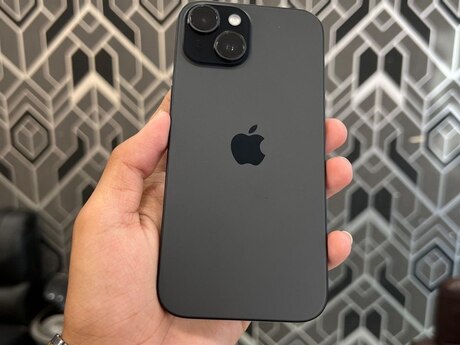 Apple iPhone 15 Black 128GB/6GB