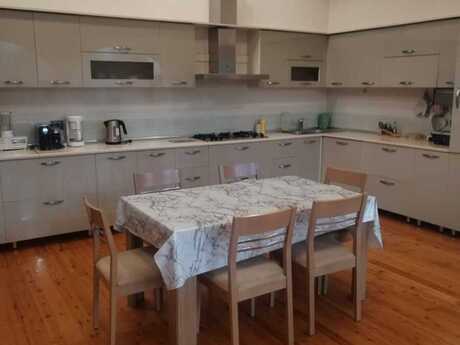 Novxanıda 10 otaqlı həyət evi satılır, 750 m², 700 000 AZN, şəkil 3 / 12