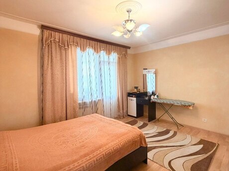 Bakıxanovda 2 otaqlı köhnə tikili mənzil satılır, 71 m², 150 000 AZN, şəkil 5 / 12