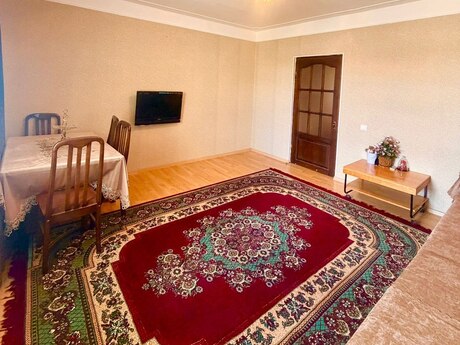 Bakıxanovda 2 otaqlı köhnə tikili mənzil satılır, 71 m², 150 000 AZN, şəkil 3 / 12