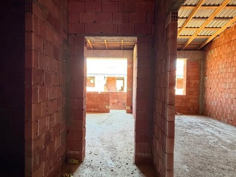 Qurtuluş 93 kompleksində 1 otaqlı yeni tikili mənzil satılır, 44 m², 39 000 AZN, şəkil 2 / 5