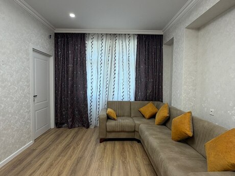 Qurtuluş 93 kompleksində 3 otaqlı yeni tikili mənzil satılır, 54 m², 83 000 AZN, şəkil 2 / 11
