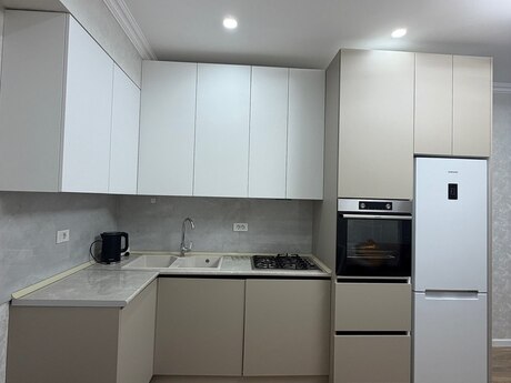 Qurtuluş 93 kompleksində 3 otaqlı yeni tikili mənzil satılır, 54 m², 83 000 AZN, şəkil 3 / 11