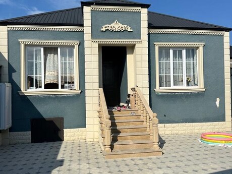 3-комн. · 90 m² · 1/1 этаж, Zabrat