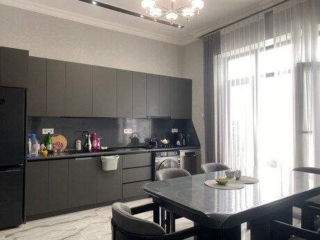Mərdəkanda 4 otaqlı həyət evi satılır, 124 m², 330 000 AZN, şəkil 4 / 12