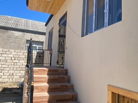 Yeni Suraxanıda 4 otaqlı həyət evi satılır, 110 m², 110 000 AZN, şəkil 2 / 12