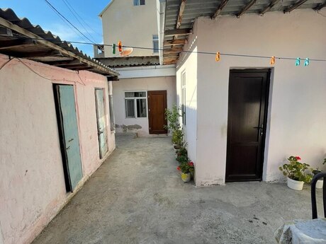 4-room house for sale in Azadlıq Prospekti, 70 m², 112 000 AZN, photo 2 / 12