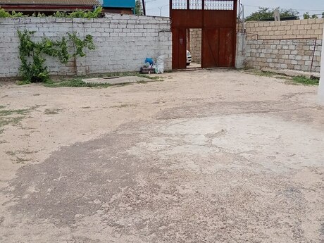 11 rooms · 465 m²