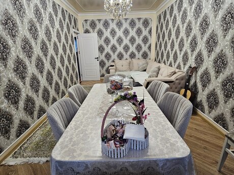 Azadlıq Prospektidə 4 otaqlı köhnə tikili mənzil satılır, 120 m², 274 900 AZN, şəkil 4 / 12