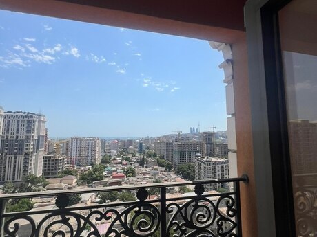 Clock Tower kompleksində 4 otaqlı yeni tikili mənzil satılır, 198 m², 1 350 000 AZN, şəkil 3 / 12