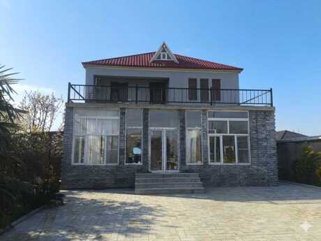 6 otaq · 225 m²