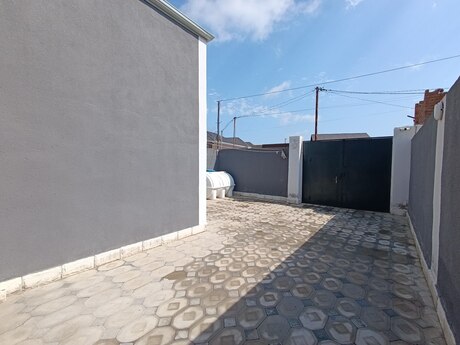 Məmmədlidə 2 otaqlı həyət evi satılır, 55 m², 68 000 AZN, şəkil 2 / 9