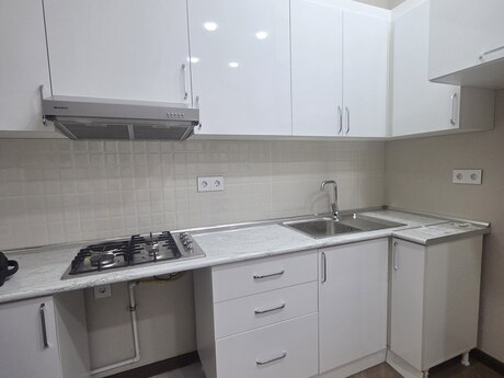 2 otaq · 57 m² · 5/13 mərtəbə, Yeni Günəşli
