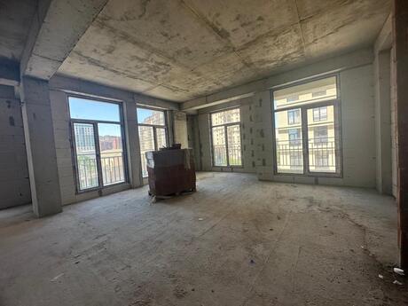 Nəriman Nərimanovda 4 otaqlı yeni tikili mənzil satılır, 177 m², 649 000 AZN, şəkil 2 / 12