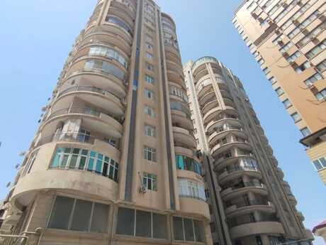 3 otaq · 137 m²