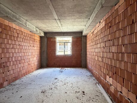 Qurtuluş 93 kompleksində 1 otaqlı yeni tikili mənzil satılır, 42 m², 65 000 AZN, şəkil 5 / 5