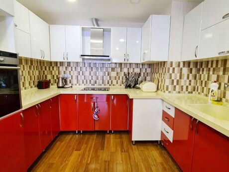 Neftçilərdə 2 otaqlı yeni tikili mənzil kirayə verilir, 90 m², 2 000 AZN/ay, şəkil 5 / 12