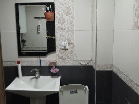 Xalqlar Dostluğunda 3 otaqlı köhnə tikili mənzil kirayə verilir, 75 m², 165 AZN/ay, şəkil 3 / 5