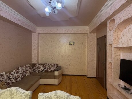 Qurtuluş 93 kompleksində 2 otaqlı yeni tikili mənzil satılır, 37 m², 65 000 AZN, şəkil 2 / 8