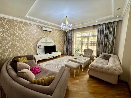 6-room house for sale in M.Ə.Rəsulzadə, 375 m², 670 000 AZN, photo 3 / 12