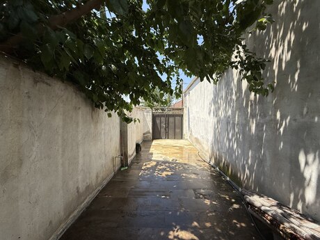 3 rooms · 150 m²