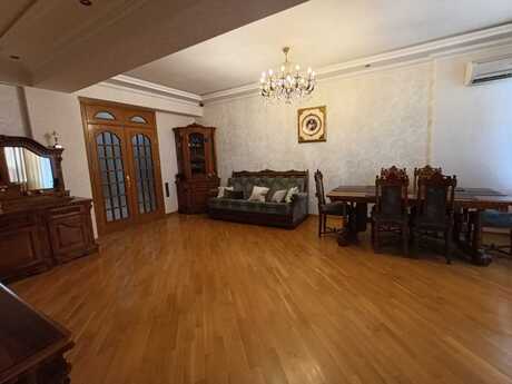 Продаётся 4-комнатная квартира в новостройке, Yasamal, 146 м², 490 000 AZN, фото 3 / 12