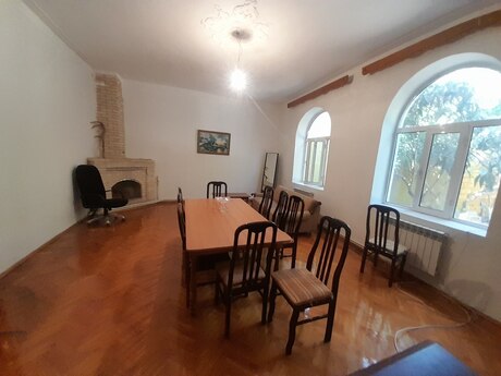 Gənclikdə 3 otaqlı həyət evi kirayə verilir, 220 m², 1 800 AZN/ay, şəkil 4 / 12