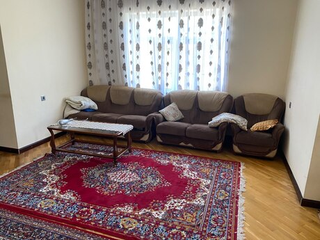 Novxanıda 11 otaqlı həyət evi satılır, 250 m², 130 000 AZN, şəkil 2 / 12