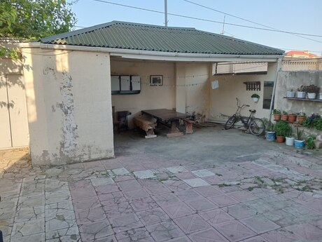 11 otaq · 250 m²