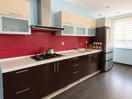 Kosmos kompleksində 3 otaqlı yeni tikili mənzil satılır, 140 m², 350 000 AZN, şəkil 5 / 12