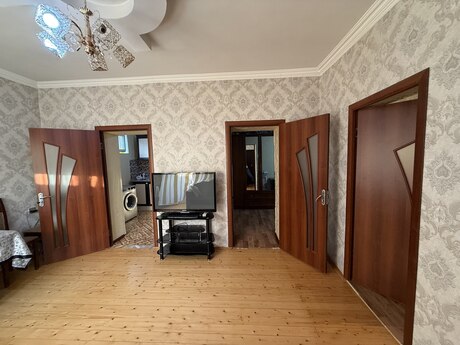 Binəqədidə 3 otaqlı həyət evi satılır, 100 m², 55 000 AZN, şəkil 3 / 10