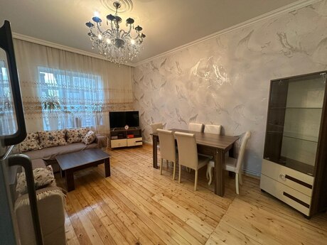 Sulutəpədə 3 otaqlı həyət evi satılır, 120 m², 89 500 AZN, şəkil 2 / 9