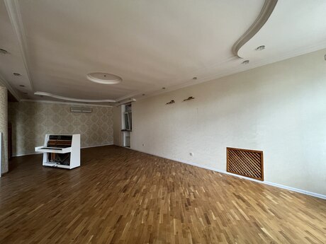 Badamdarda 7 otaqlı həyət evi kirayə verilir, 330 m², 3 500 AZN/ay, şəkil 5 / 12