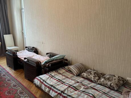 20 Yanvarda 2 otaqlı yeni tikili mənzil kirayə verilir, 95 m², 180 AZN/ay, şəkil 3 / 6