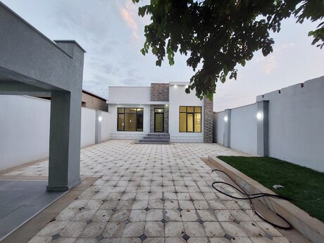 4 otaq · 250 m² · 1/1 mərtəbə, Hövsan